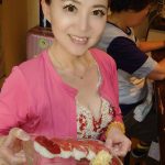 歌手の花村ももさん